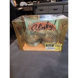 It's Slinky!: The Fun and Wonderful Toy by Lou‎ Harry: Used